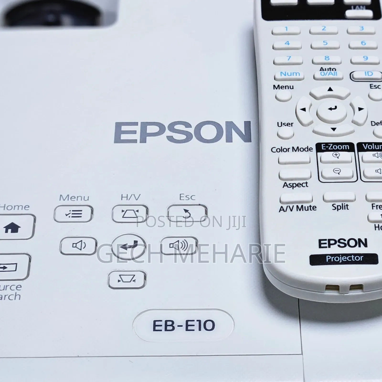 Ebrand New Epson Projector With Bag , Remote Model E10!