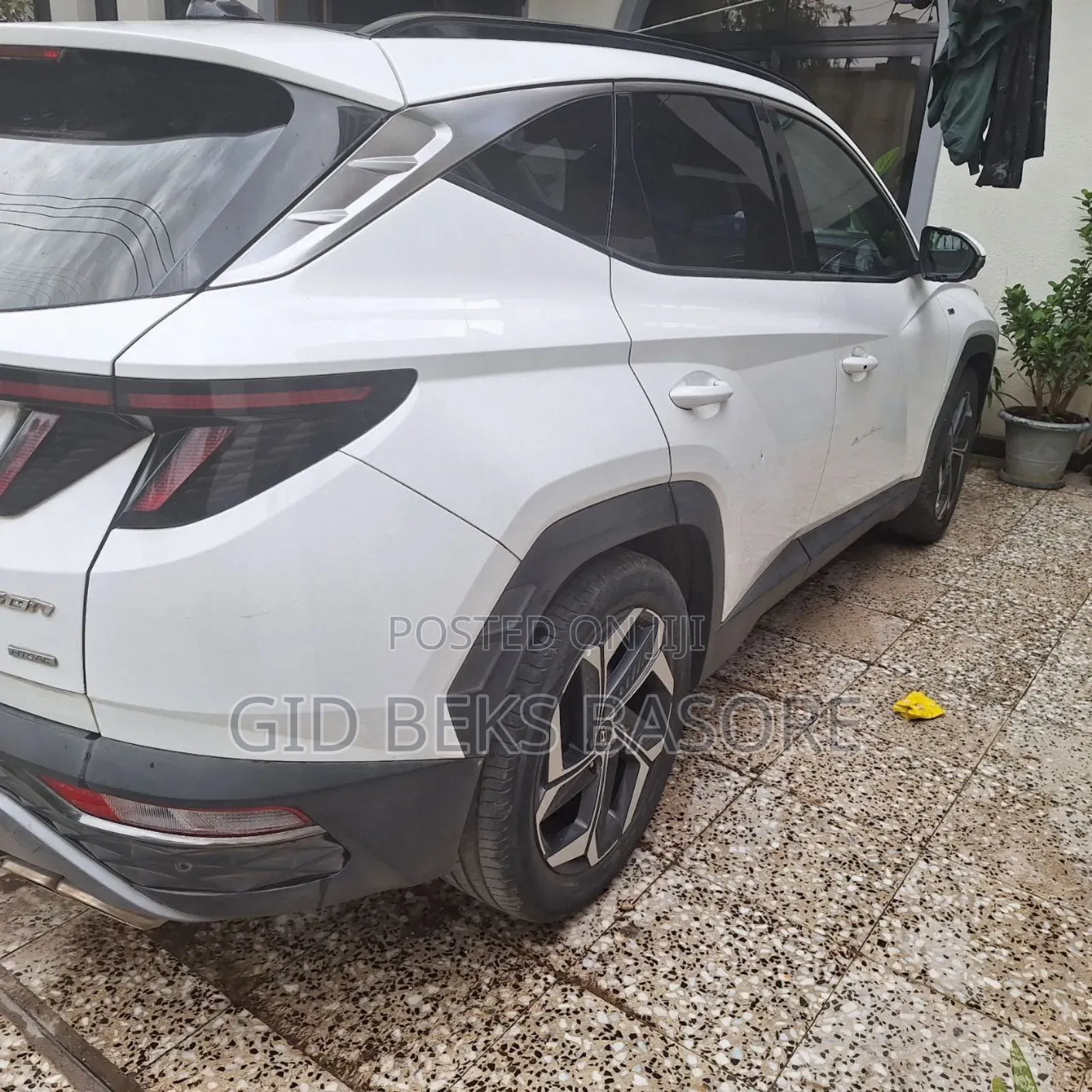 Hyundai Tucson 2022 White