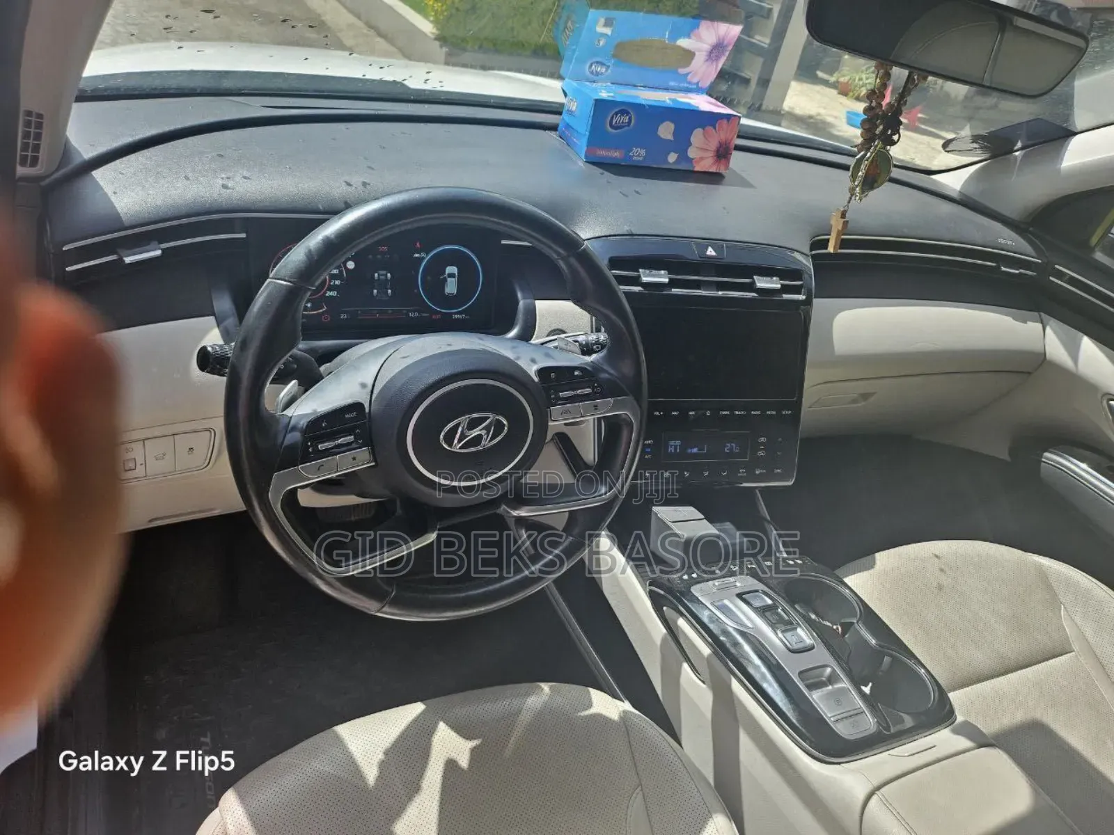 Hyundai Tucson 2022 White