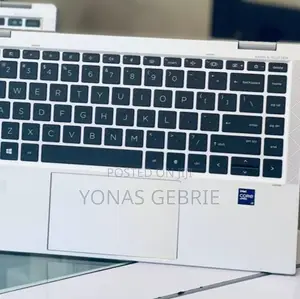 New Laptop HP EliteBook 1040 G8 16GB Intel Core I7 SSD 512GB