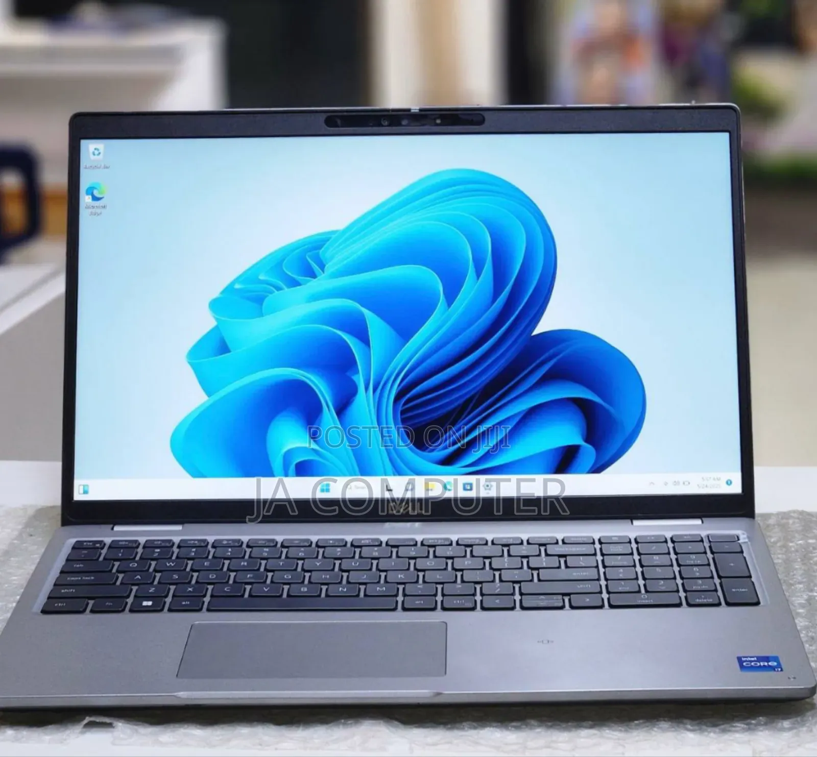 New Laptop Dell Latitude 5310 16GB Intel Core I7 SSD 512GB