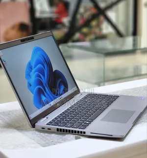 New Laptop Dell Latitude 5310 16GB Intel Core I7 SSD 512GB