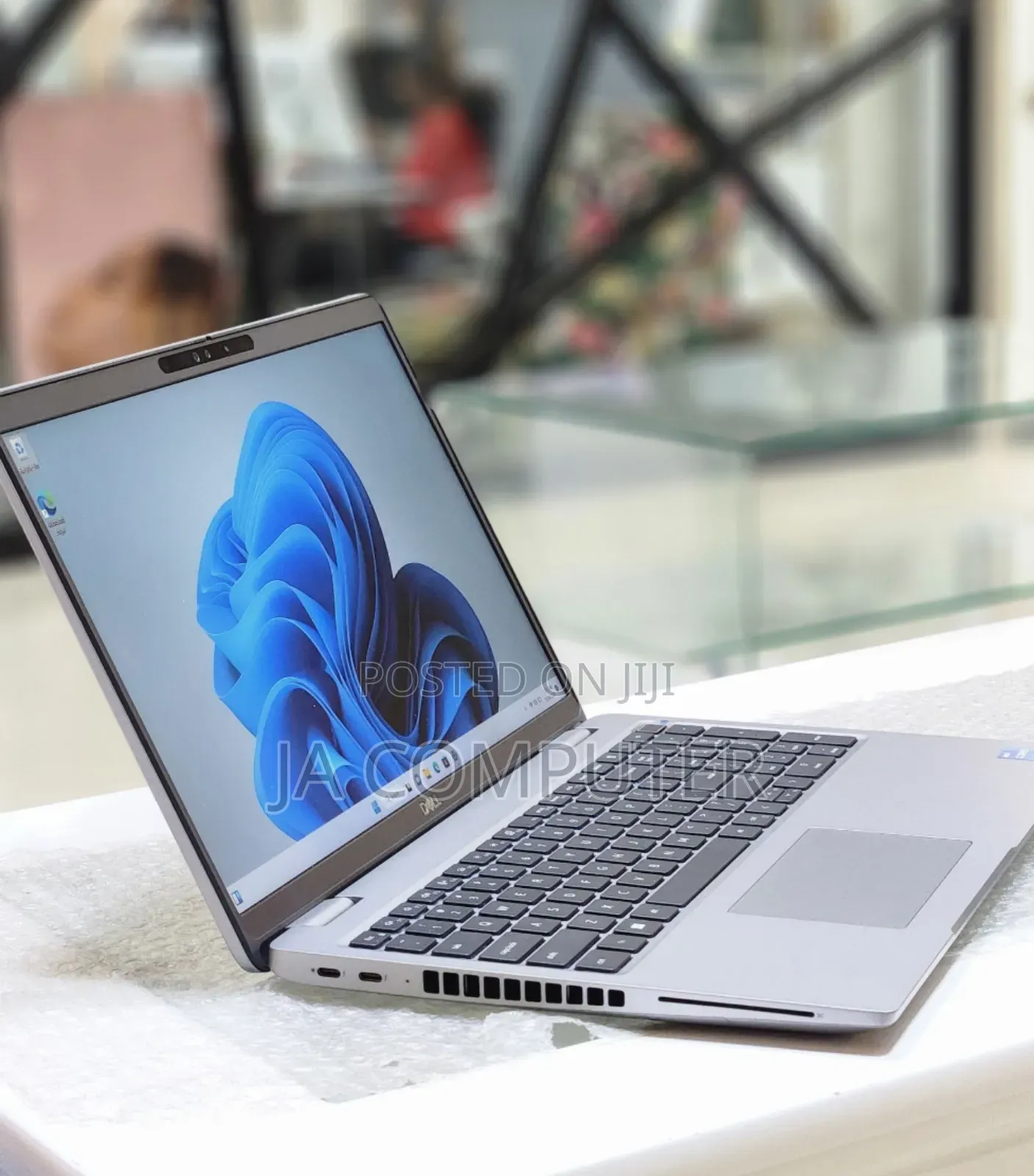 New Laptop Dell Latitude 5310 16GB Intel Core I7 SSD 512GB