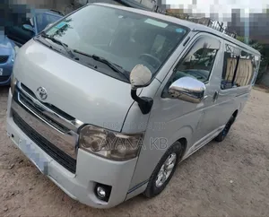Toyota HiAce 2007 Silver
