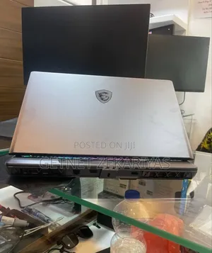 New Laptop MSI Vector 17 HX AI A2XWJG 16GB Intel Core Ultra 7 SSD 1T