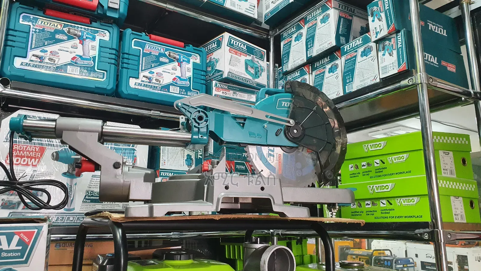 Total Sliding Compound Miter Saw