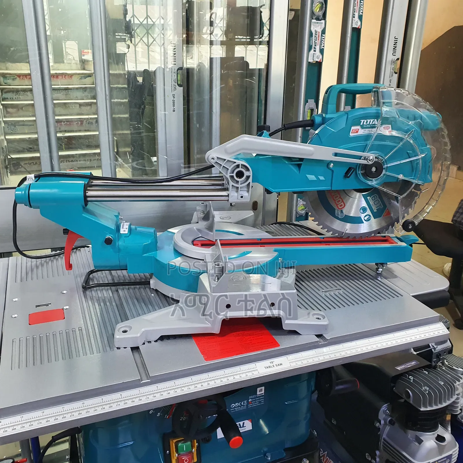 Total Sliding Compound Miter Saw