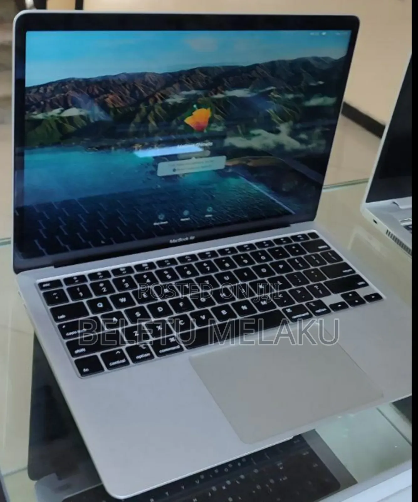 New Laptop Apple MacBook Air 2020 8GB Intel Core I3 SSD 256GB