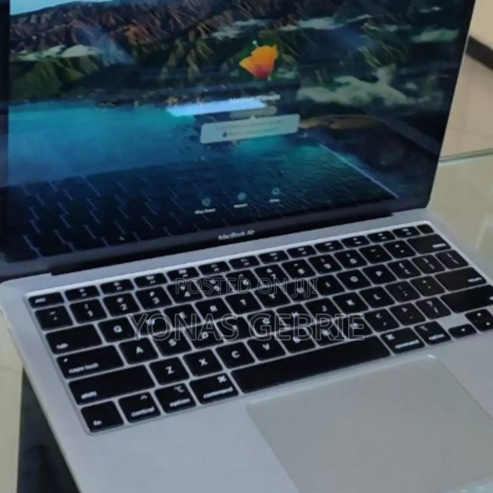 New Laptop Apple MacBook Air 2020 8GB Intel Core I3 SSD 256GB