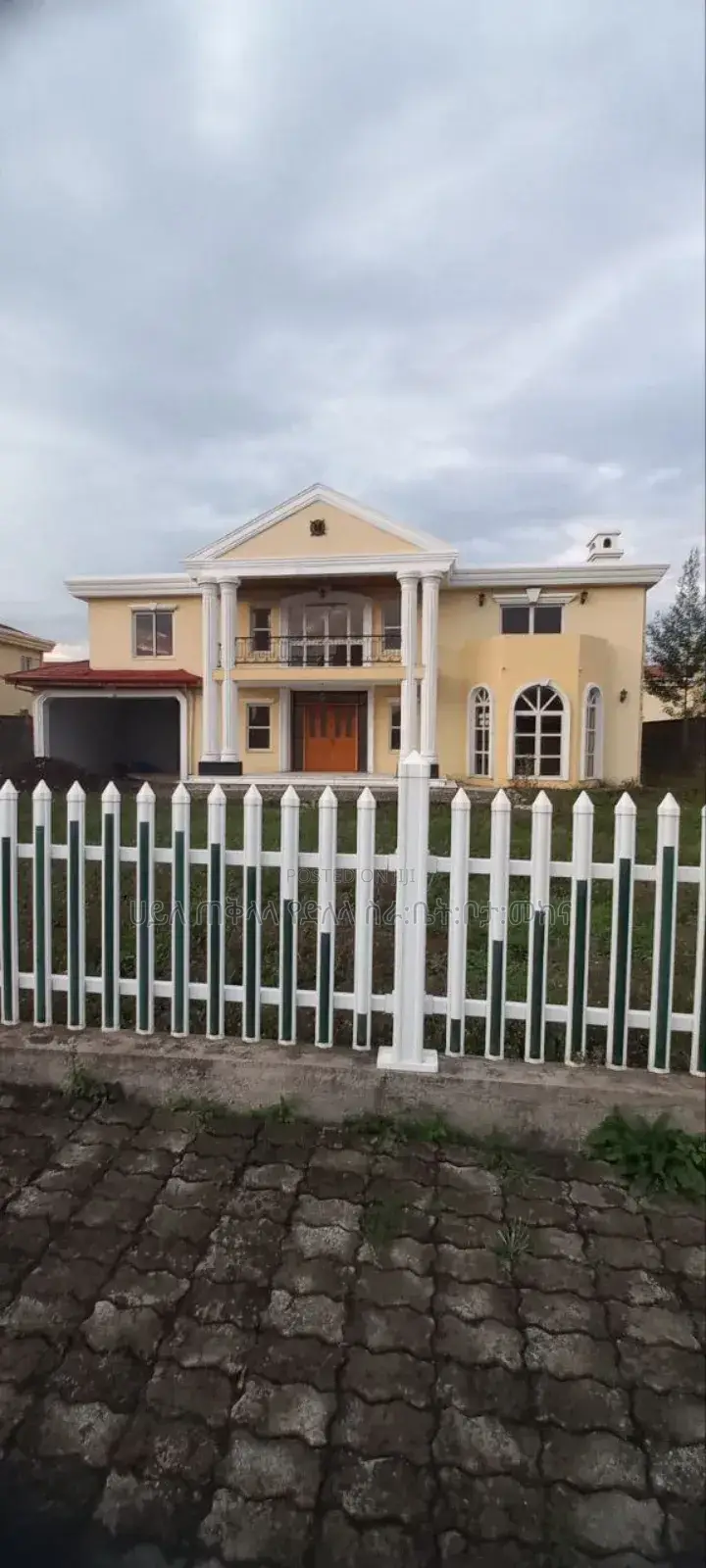 6bdrm House in Ccd Real State, Oromia-Finfinne for sale