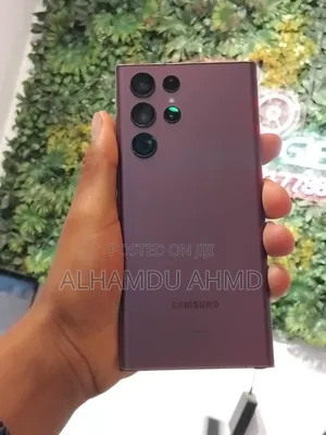 Photo - Samsung Galaxy S22 Ultra 256 GB
