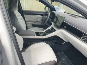 New BYD Song Plus 2024 Ivory