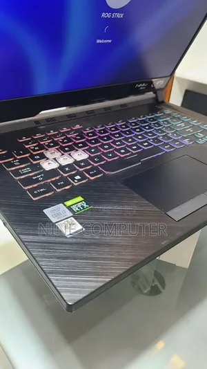 New Laptop Asus ROG Strix G15 16GB Intel Core i7 SSD 1T
