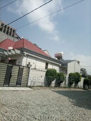 3bdrm Villa in Villa, Yeka for rent