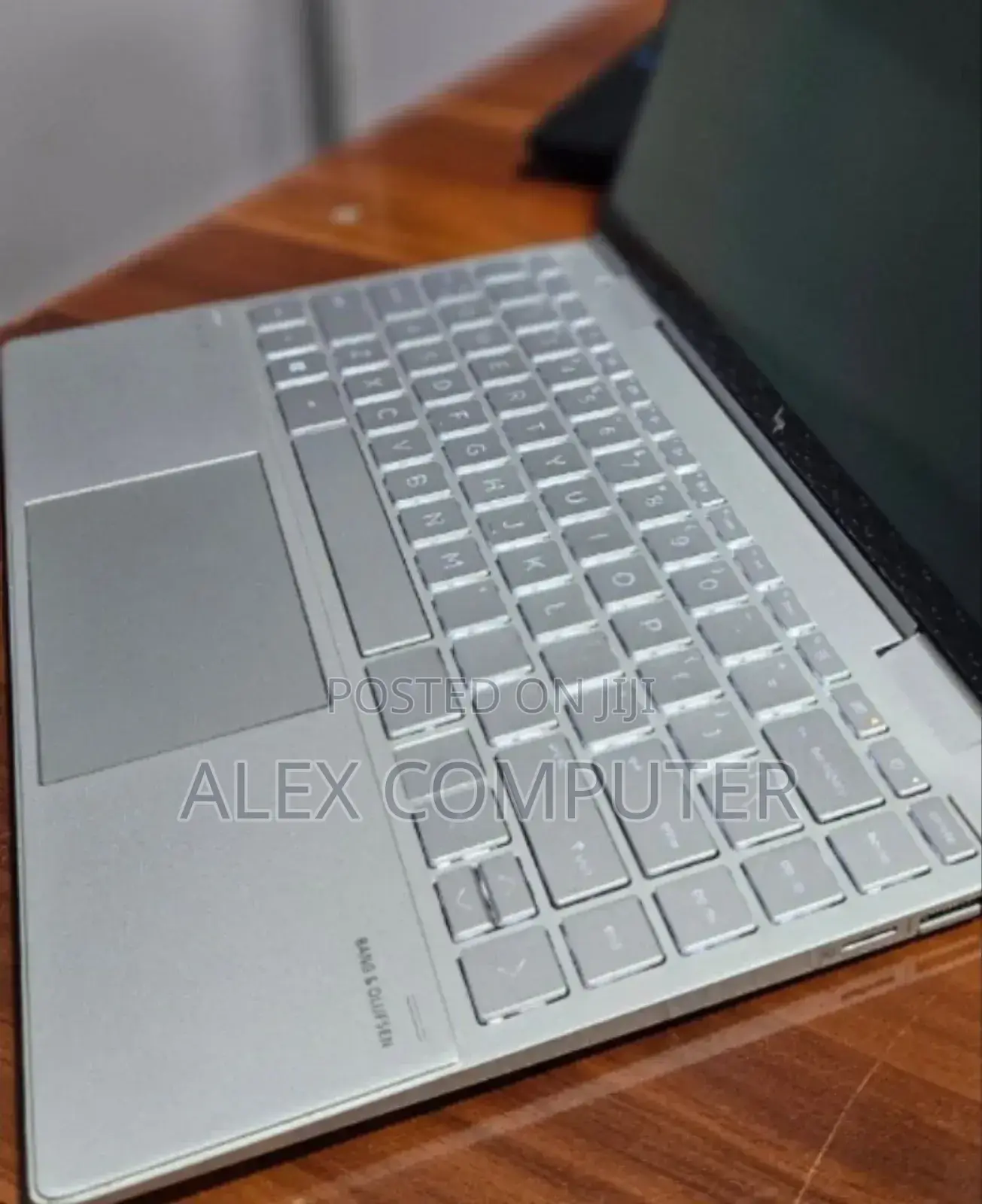 New Laptop HP Envy X360 8GB Intel Core I7 SSD 512GB