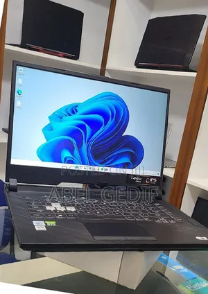 New Laptop Asus ROG Strix G15 16GB Intel Core I7 SSD 1T