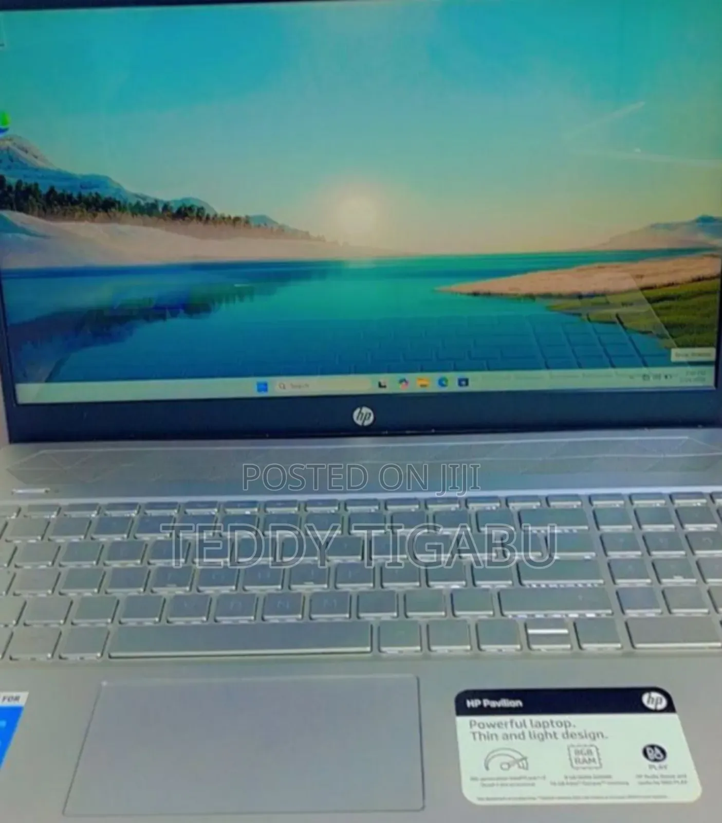 New Laptop HP Pavilion 15 8GB Intel Core I7 SSD 256GB