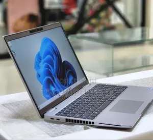 New Laptop Dell Latitude 5540 16GB Intel Core I7 SSD 512GB