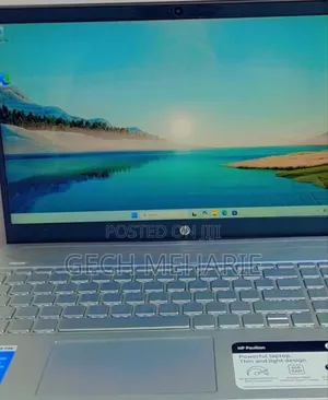 New Laptop HP Pavilion 15 8GB Intel Core I7 SSD 256GB