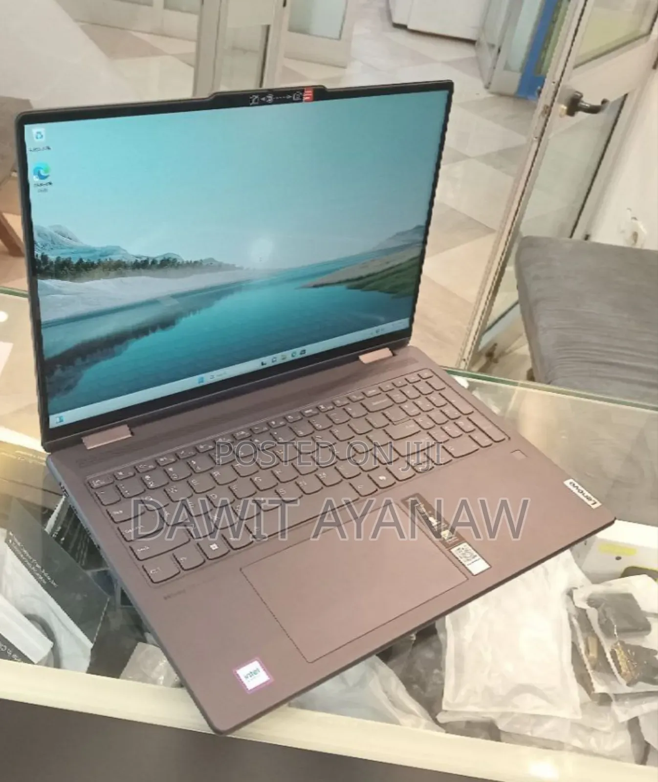 New Laptop Lenovo Yoga 7i 16GB Intel Core I7 SSD 1T