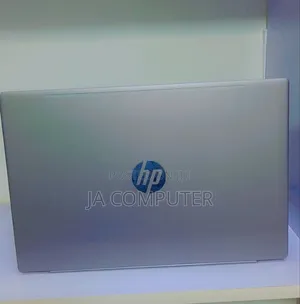 New Laptop HP Pavilion 15 8GB Intel Core I7 SSD 256GB