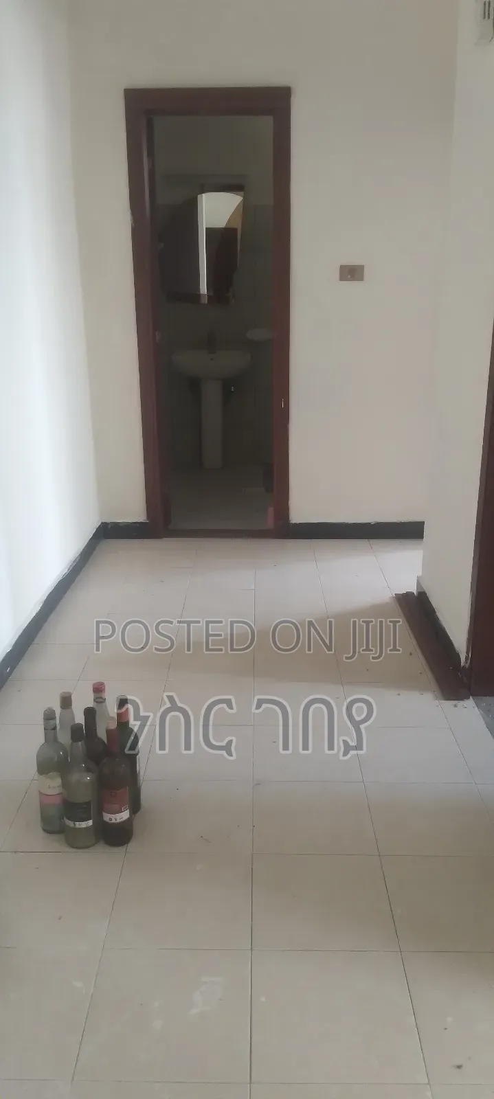 Furnished 1bdrm Condo in Ayat Adebabay Akabab, Yeka for rent