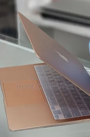 New Laptop Apple MacBook Air 2020 M1 8GB Apple M1 SSD 256GB