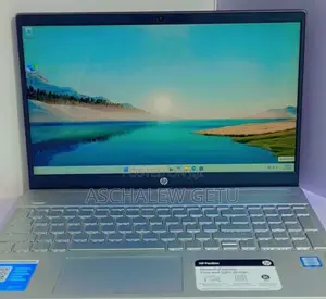 New Laptop HP Pavilion 15 8GB Intel Core I7 SSD 256GB
