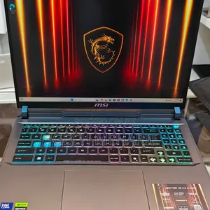 New Laptop MSI Vector 17 HX AI A2XWJG 16GB Intel Core Ultra 7 SSD 1T
