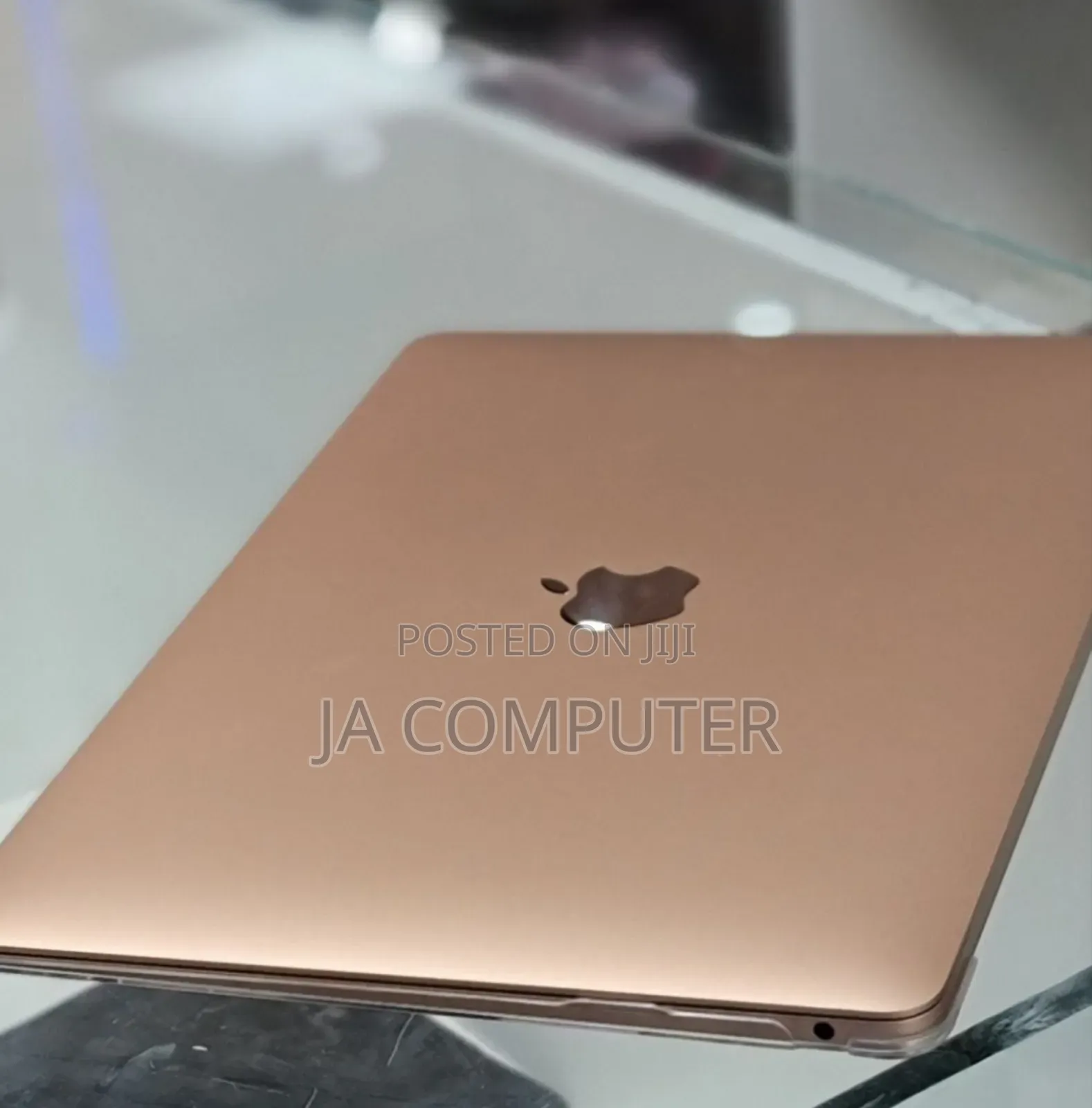 New Laptop Apple MacBook Air 2020 M1 8GB Apple M1 SSD 256GB