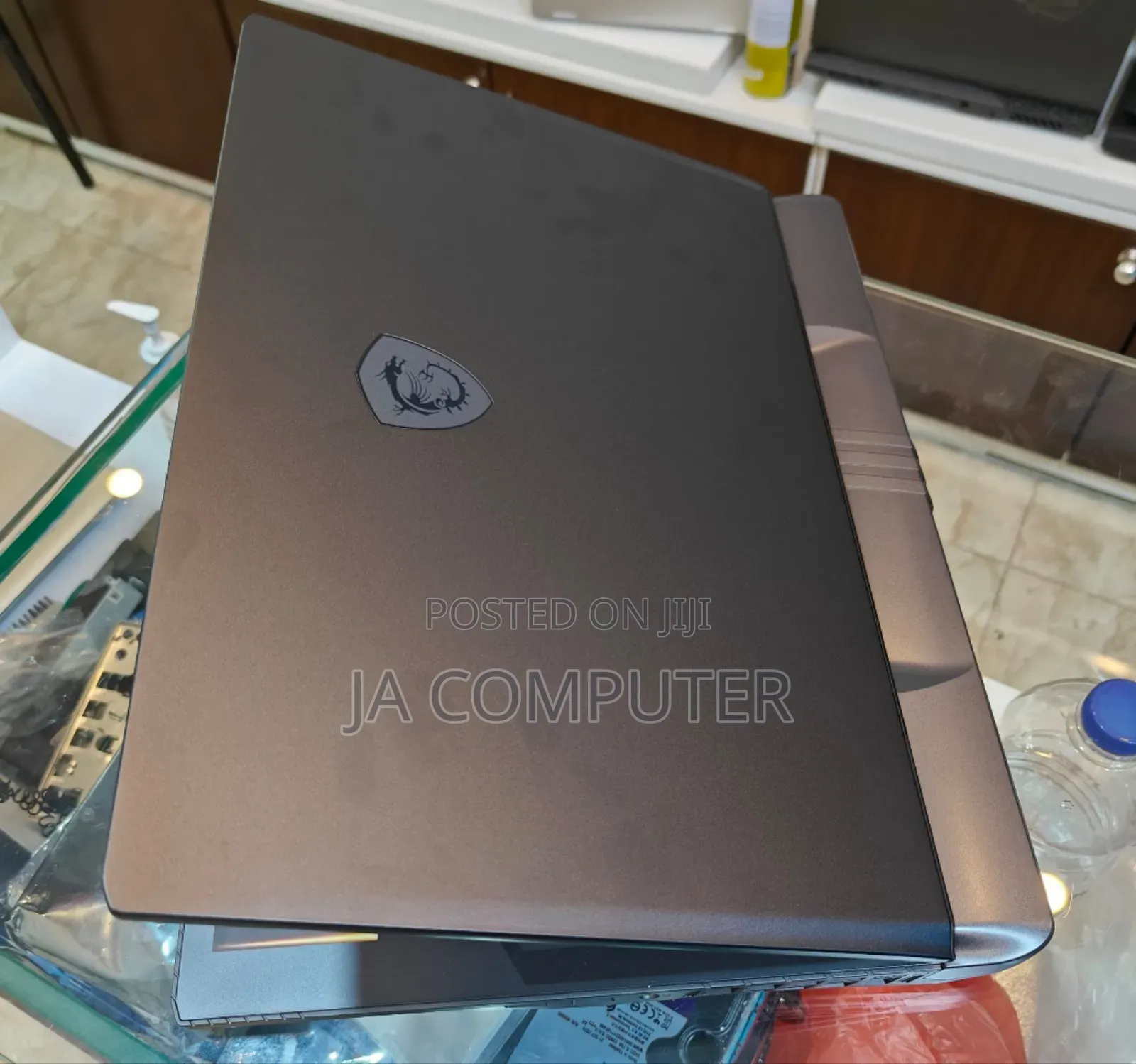 New Laptop MSI Vector GP68 HX 13V 16GB Intel Core Ultra 7 SSD 1T