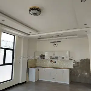Furnished 5bdrm House in Ccd Real State, Oromia-Finfinne for sale