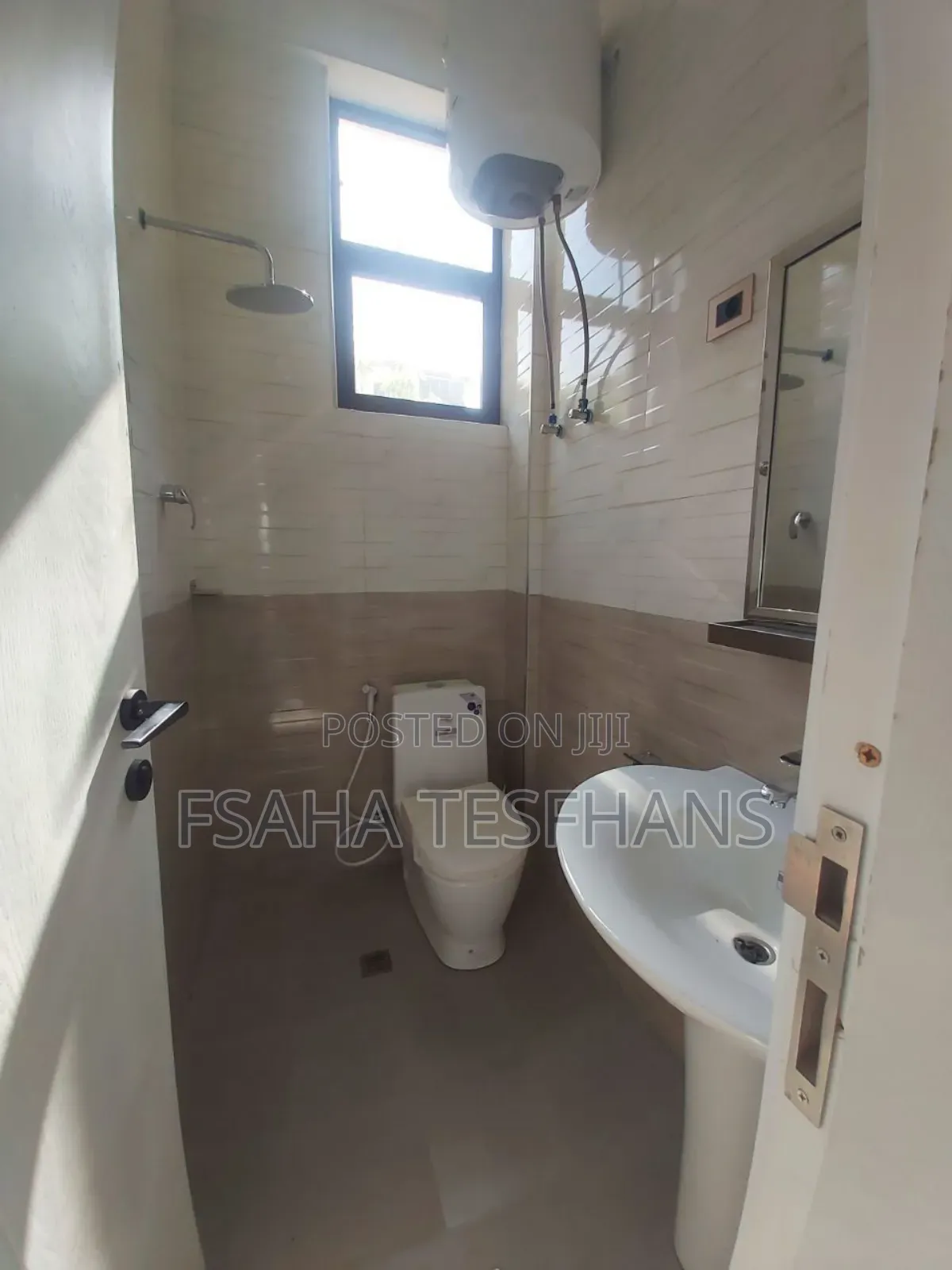 5bdrm House in Villa, Yeka for rent