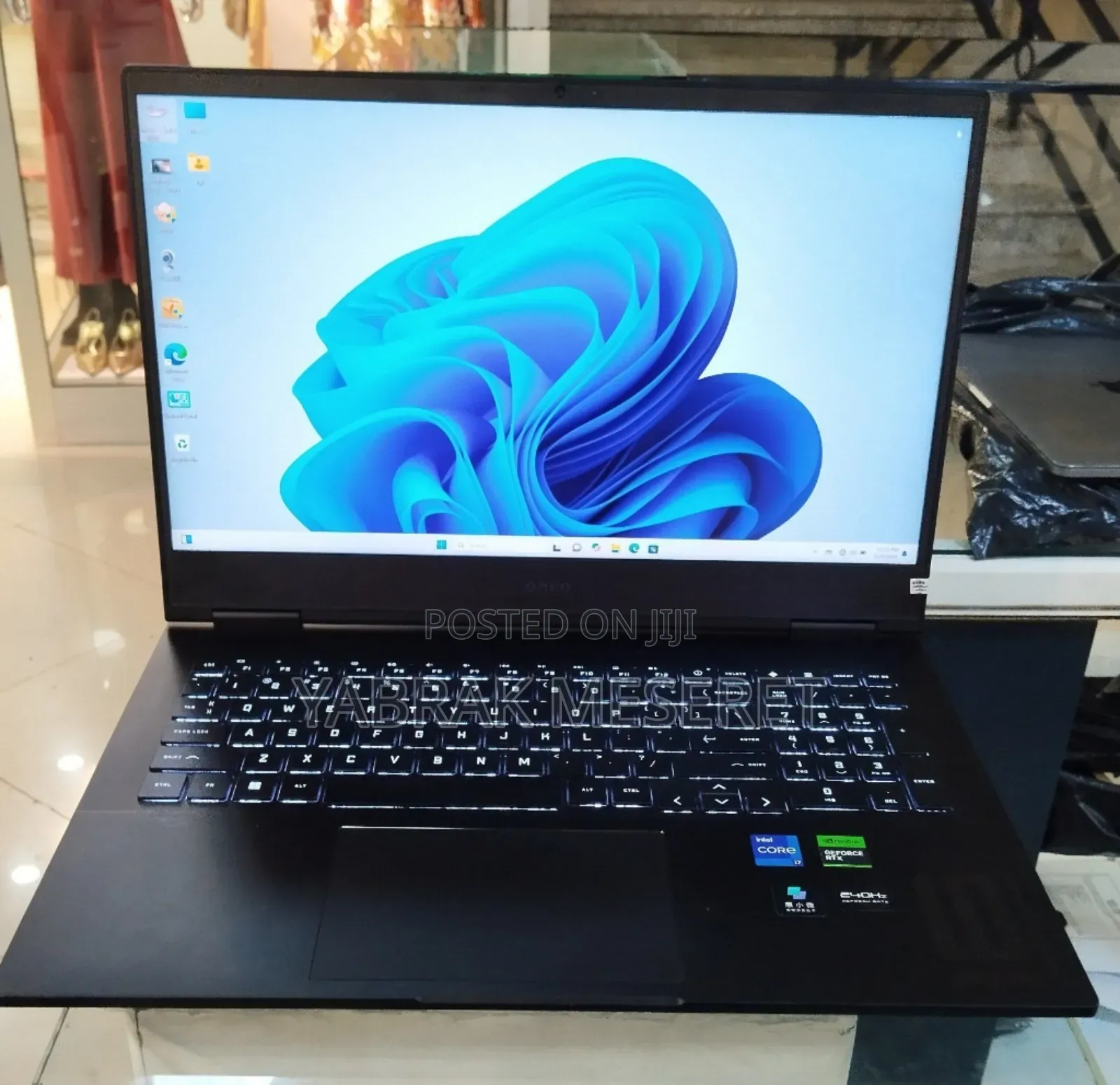 New Laptop HP Omen 17 16GB Intel Core I9 SSD 1T