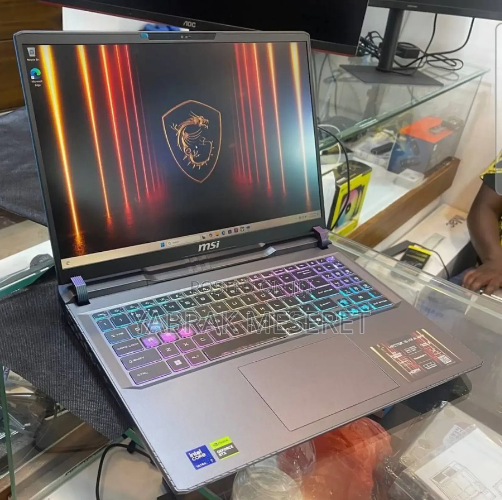 New Laptop MSI 16GB Intel Core Ultra 7 SSD 1T