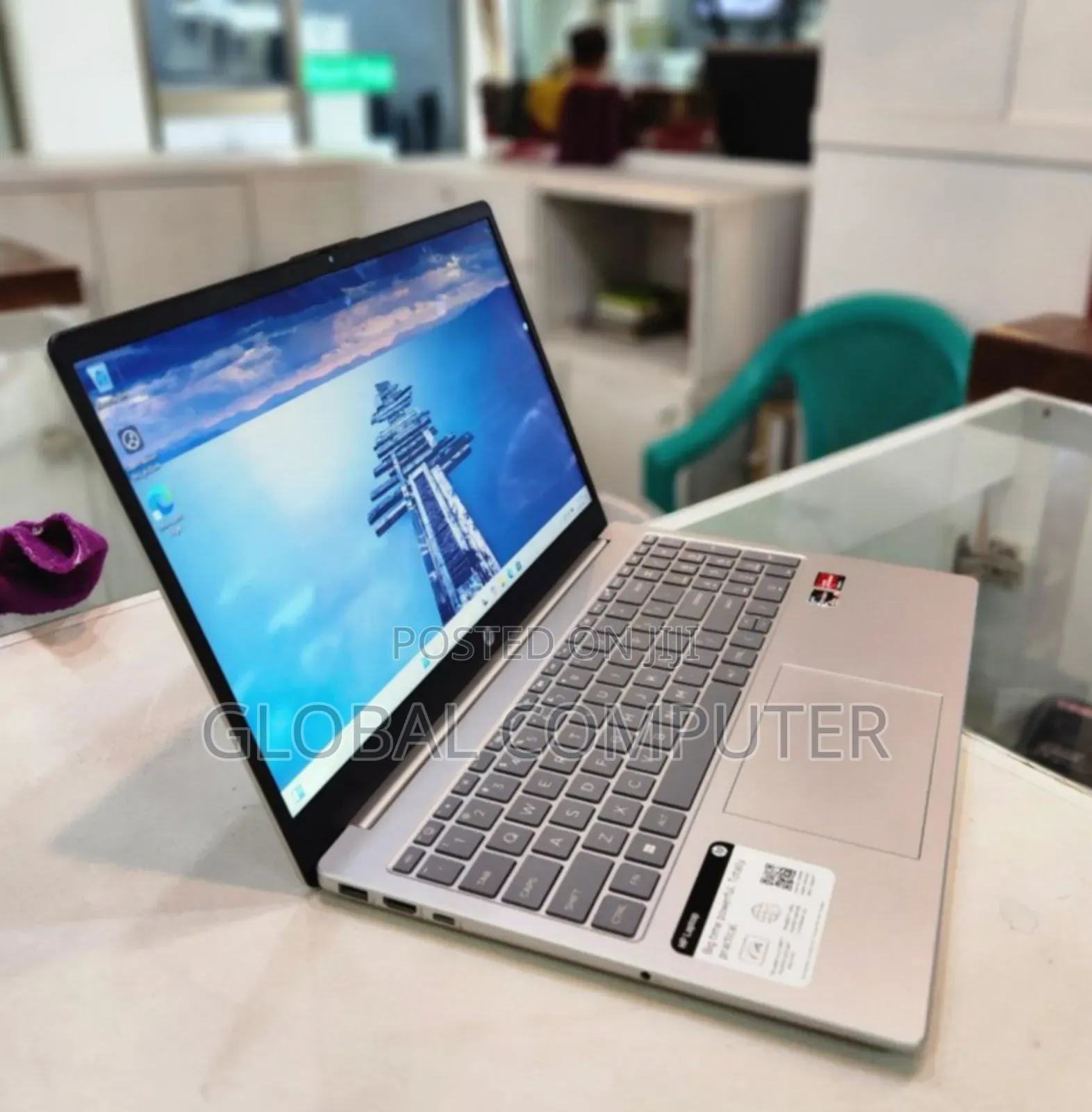 New Laptop HP Stream Notebook 8GB AMD Ryzen 5 SSD 512GB