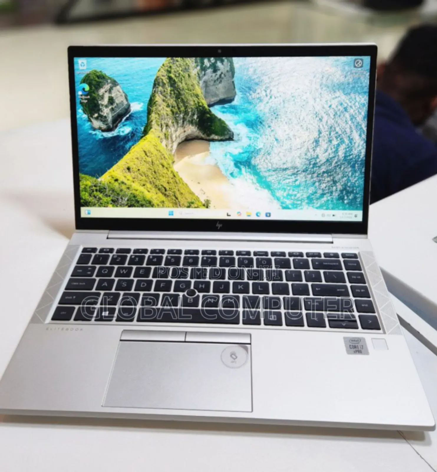 New Laptop HP EliteBook 840 G7 16GB Intel Core I7 SSD 512GB