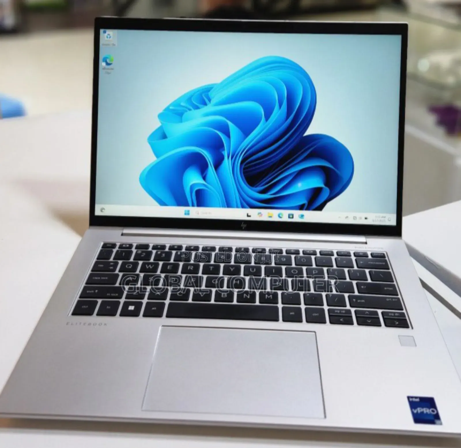 New Laptop HP EliteBook 640 G10 16GB Intel Core I7 SSD 512GB