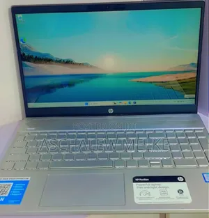 New Laptop HP Pavilion 15 8GB Intel Core I5 SSD 256GB