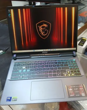 New Laptop MSI Creator 17 B11uh-416 16GB Intel Core Ultra 7 SSD 1T
