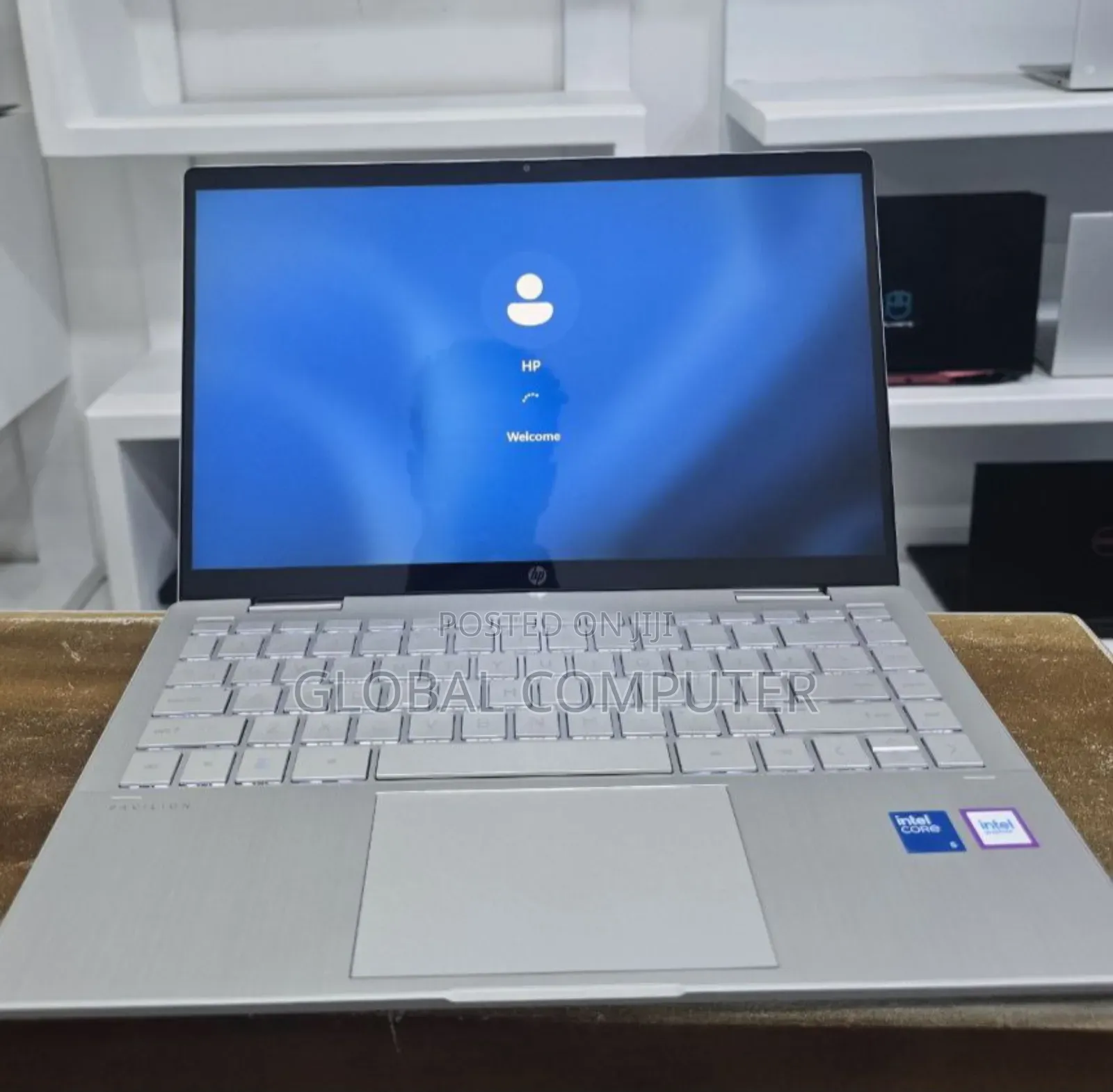 New Laptop HP Pavilion 10 16GB Intel Core Ultra 5 SSD 512GB