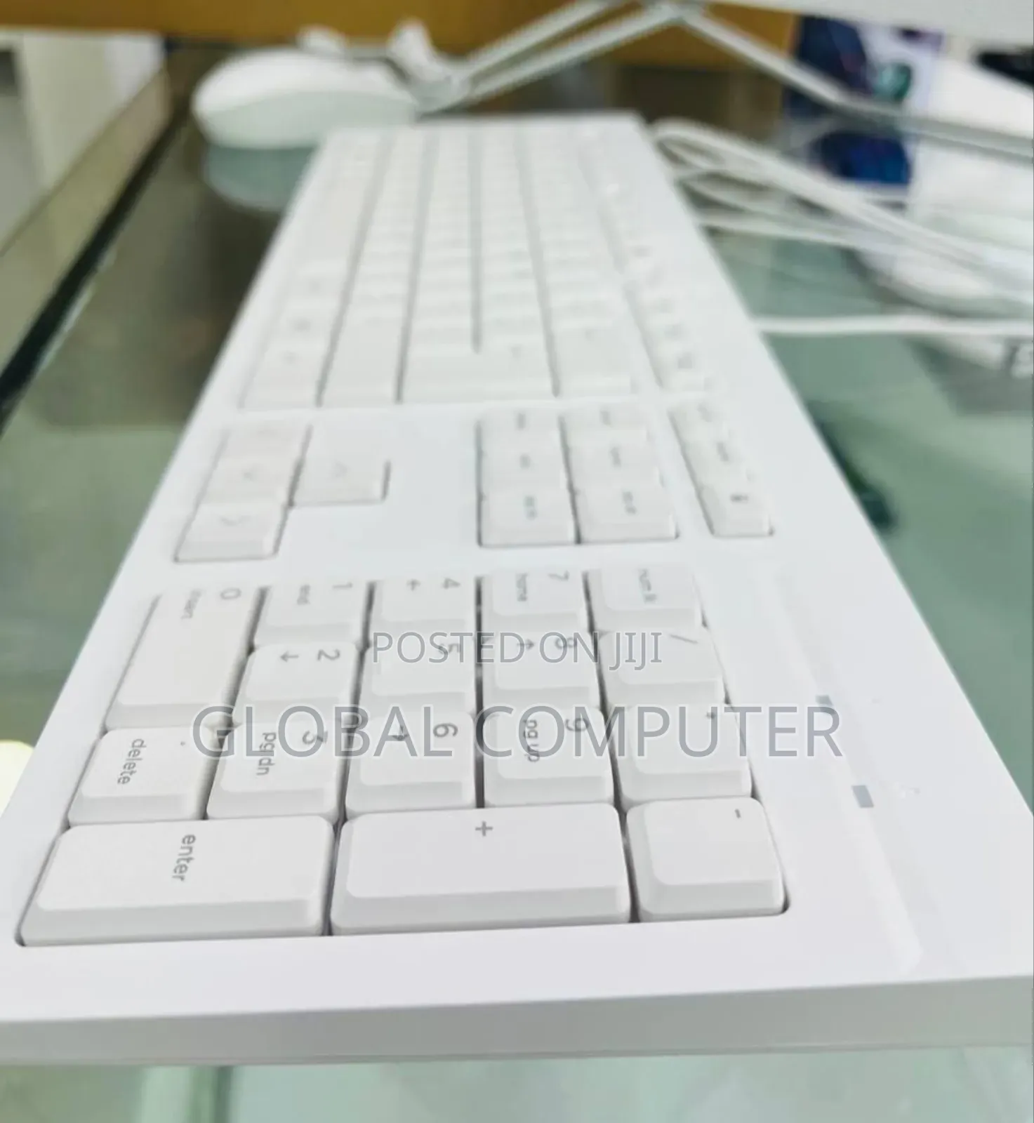 New Desktop Computer HP 200 G4 22 All-in-One 16GB Intel Core I7 SSD 1T