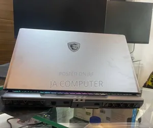 New Laptop MSI Vector GP68 HX 13V 32GB Intel Core Ultra 7 SSD 1T