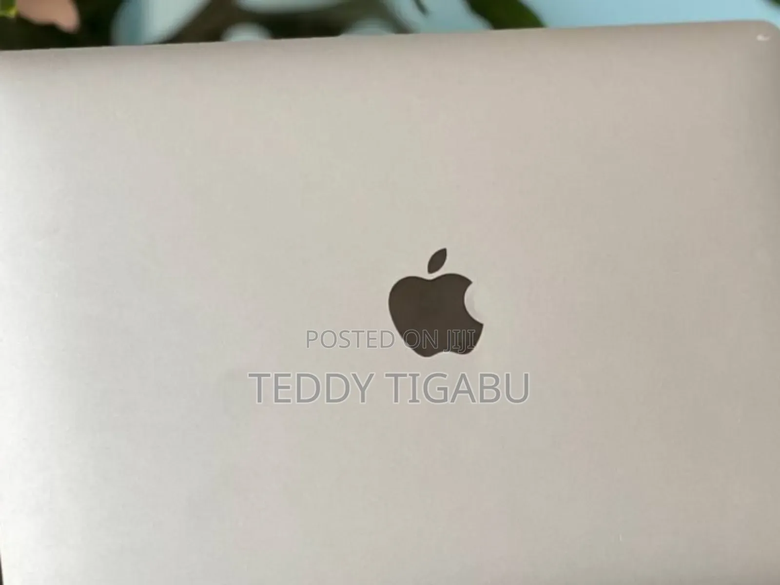 New Laptop Apple MacBook Pro 16GB Intel Core I5 SSD 512GB