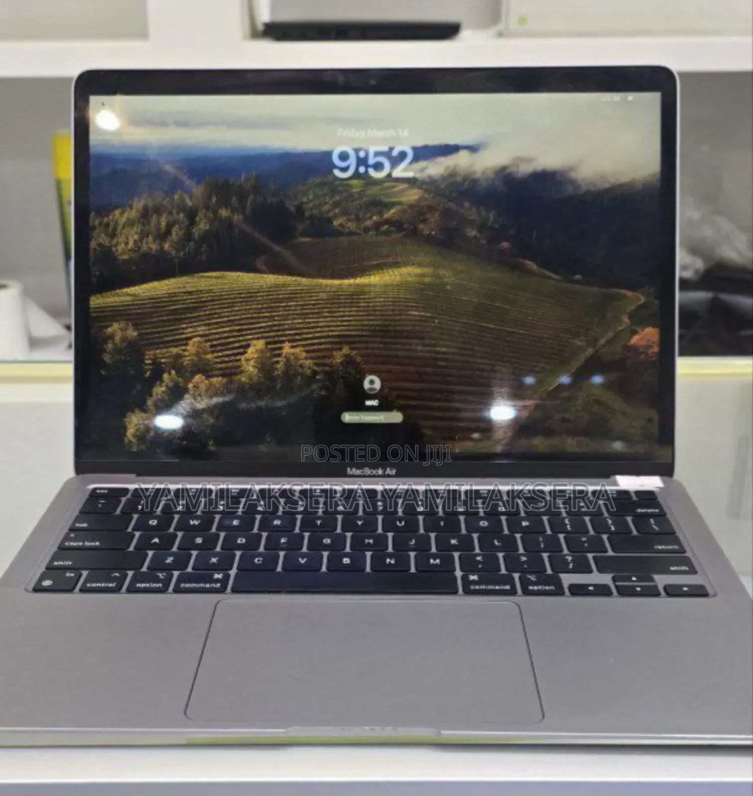 New Laptop Apple MacBook Air 2020 M1 8GB Apple M1 SSD 256GB
