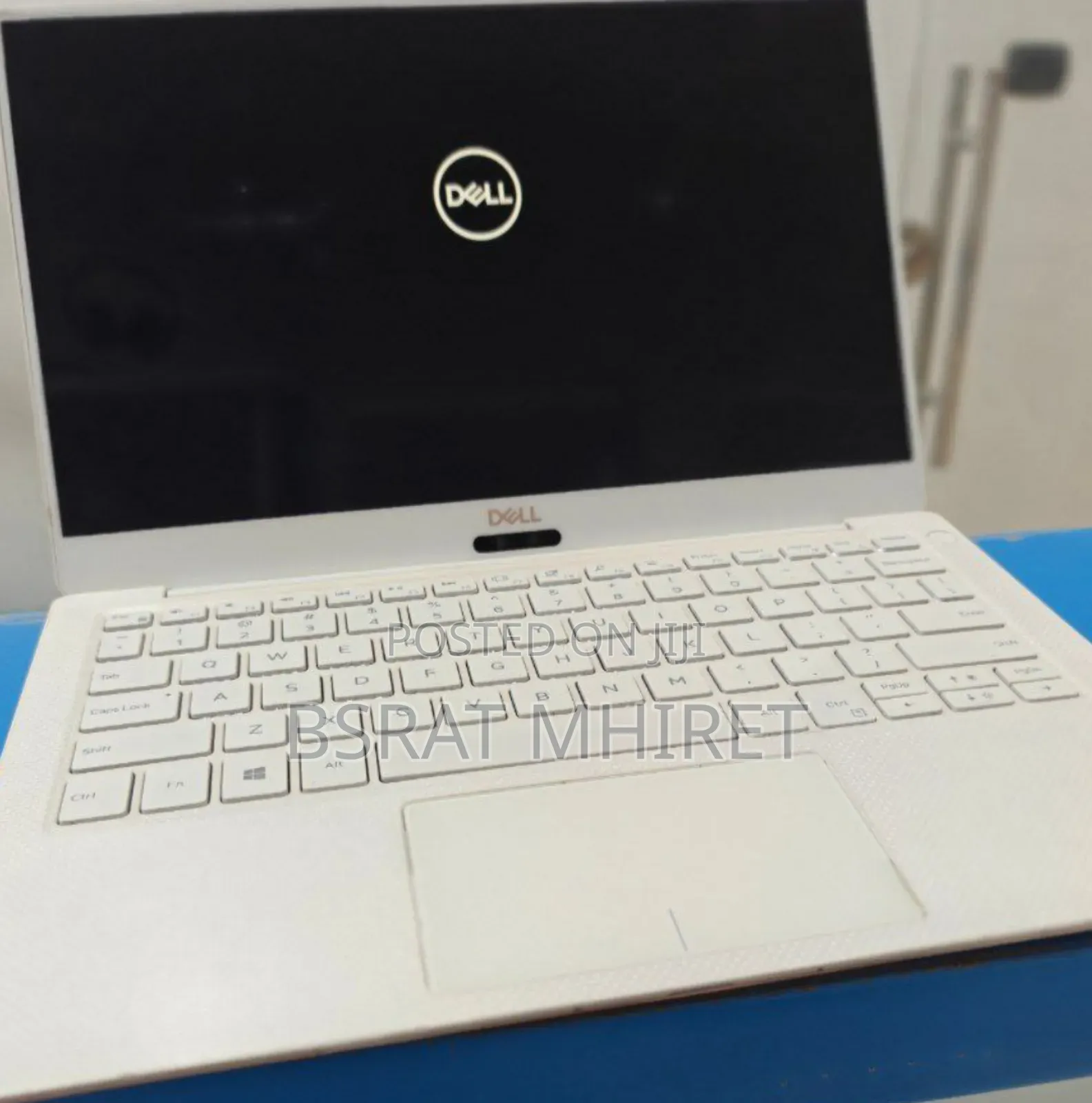 New Laptop Dell XPS 13 8GB Intel Core I7 SSD 512GB