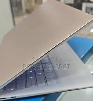 New Laptop Dell XPS 13 8GB Intel Core I7 SSD 512GB