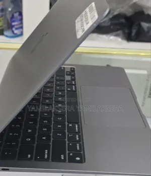 New Laptop Apple MacBook Air 2020 M1 8GB Apple M1 SSD 256GB