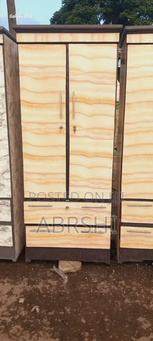 Photo - ላምኔት ቁምሳጥን (80cm)ውብና ጥራት ያላቸው