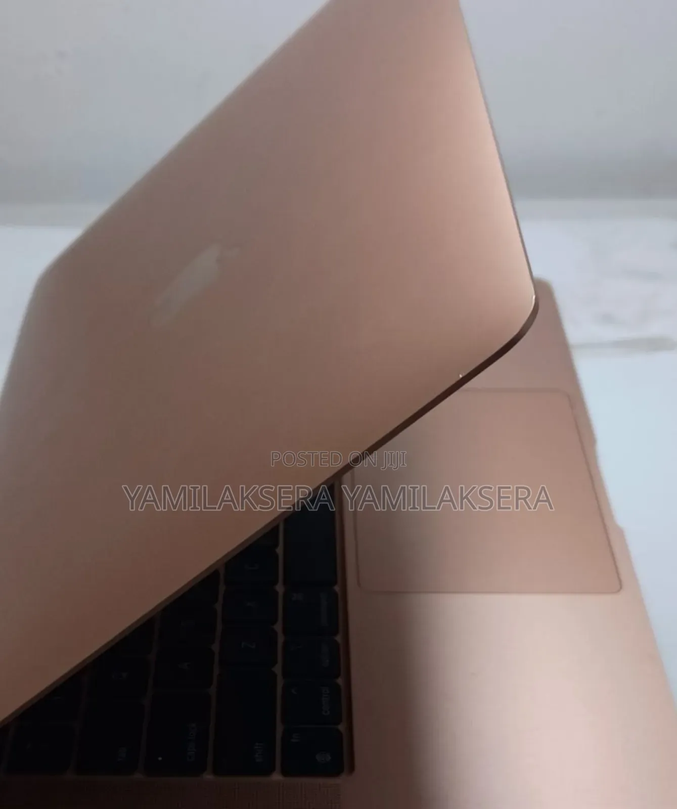 New Laptop Apple MacBook Air 2020 M1 8GB Intel Core I7 SSD 256GB